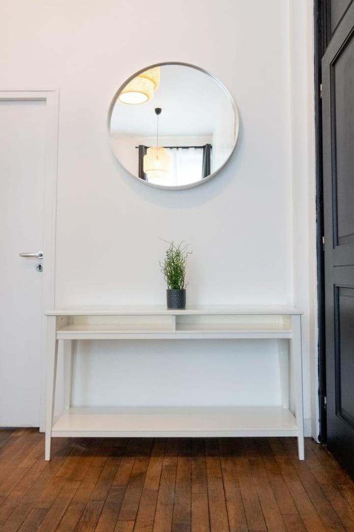 Bright 3-Bedroom 2-Bathroom Flat. Лилль Экстерьер фото