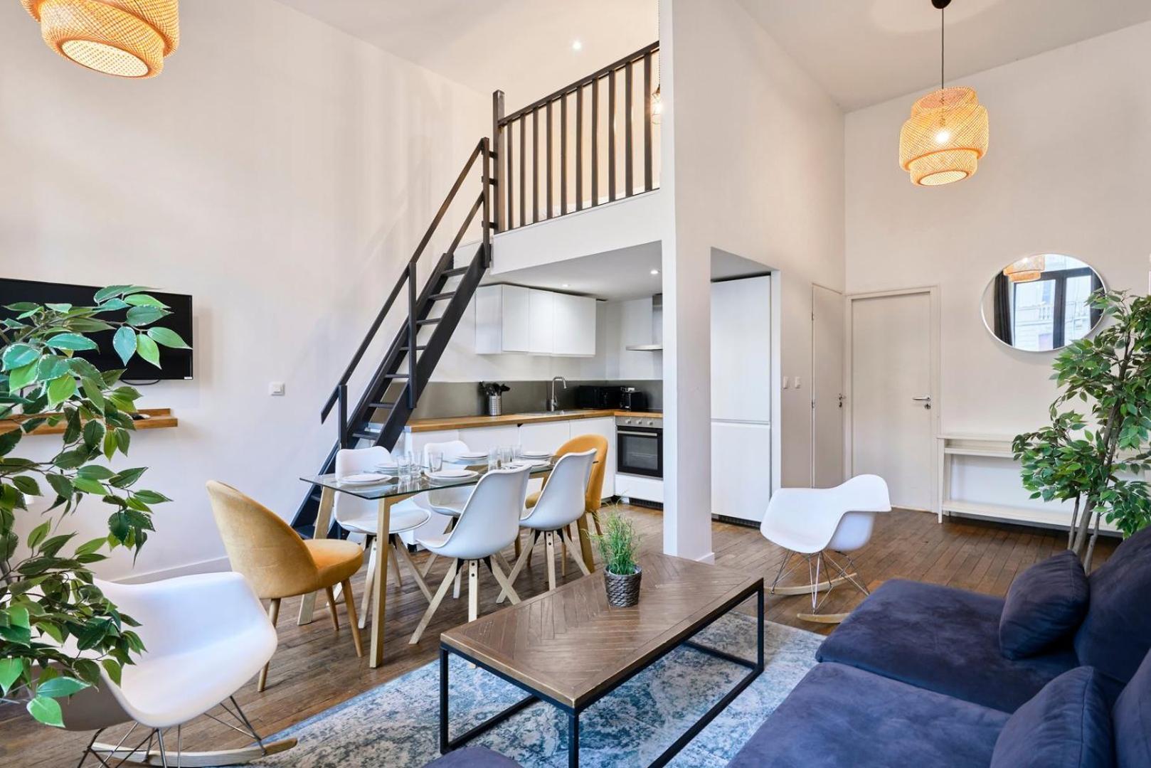 Bright 3-Bedroom 2-Bathroom Flat. Лилль Экстерьер фото